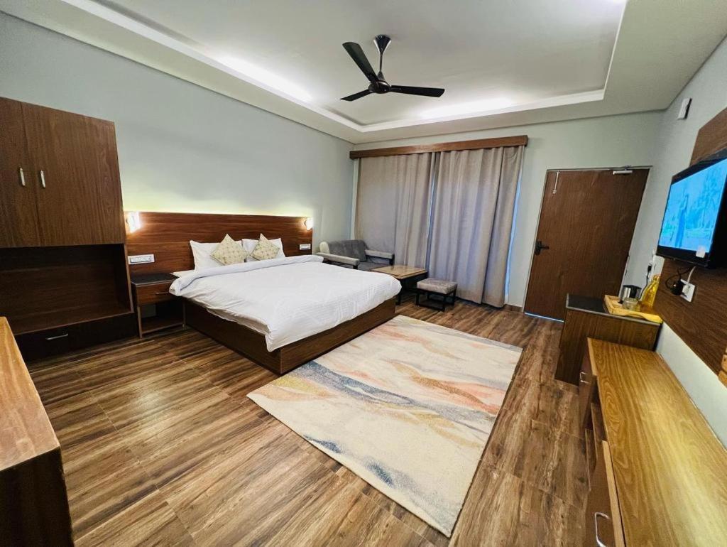 The Foresta By Orchid Hospitality & Holidays Hotel Mukteshwar Exterior foto